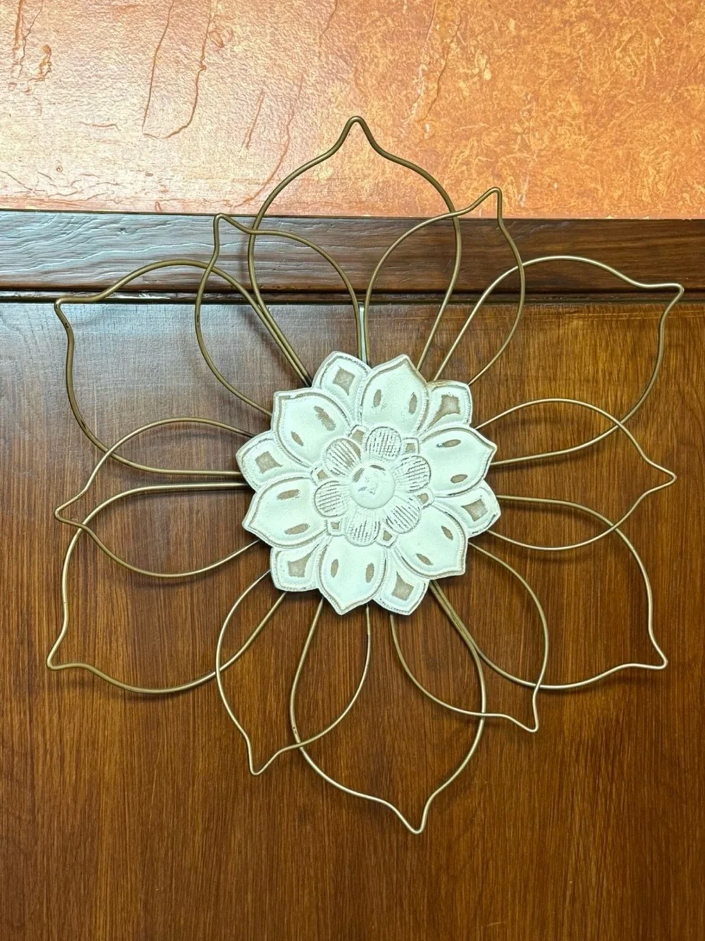 Bohemian Distressed Wood and Iron Wire Framed Floral Wall Art Decor